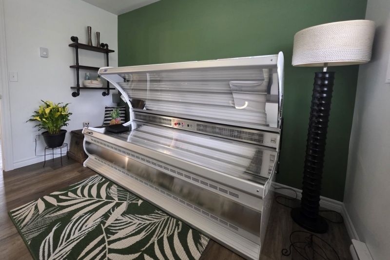 Get a great tan on our Sunbed By Pure Esthetics