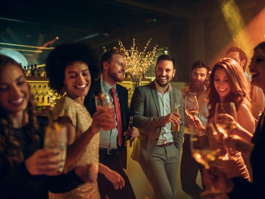 Swinging couples in Silver